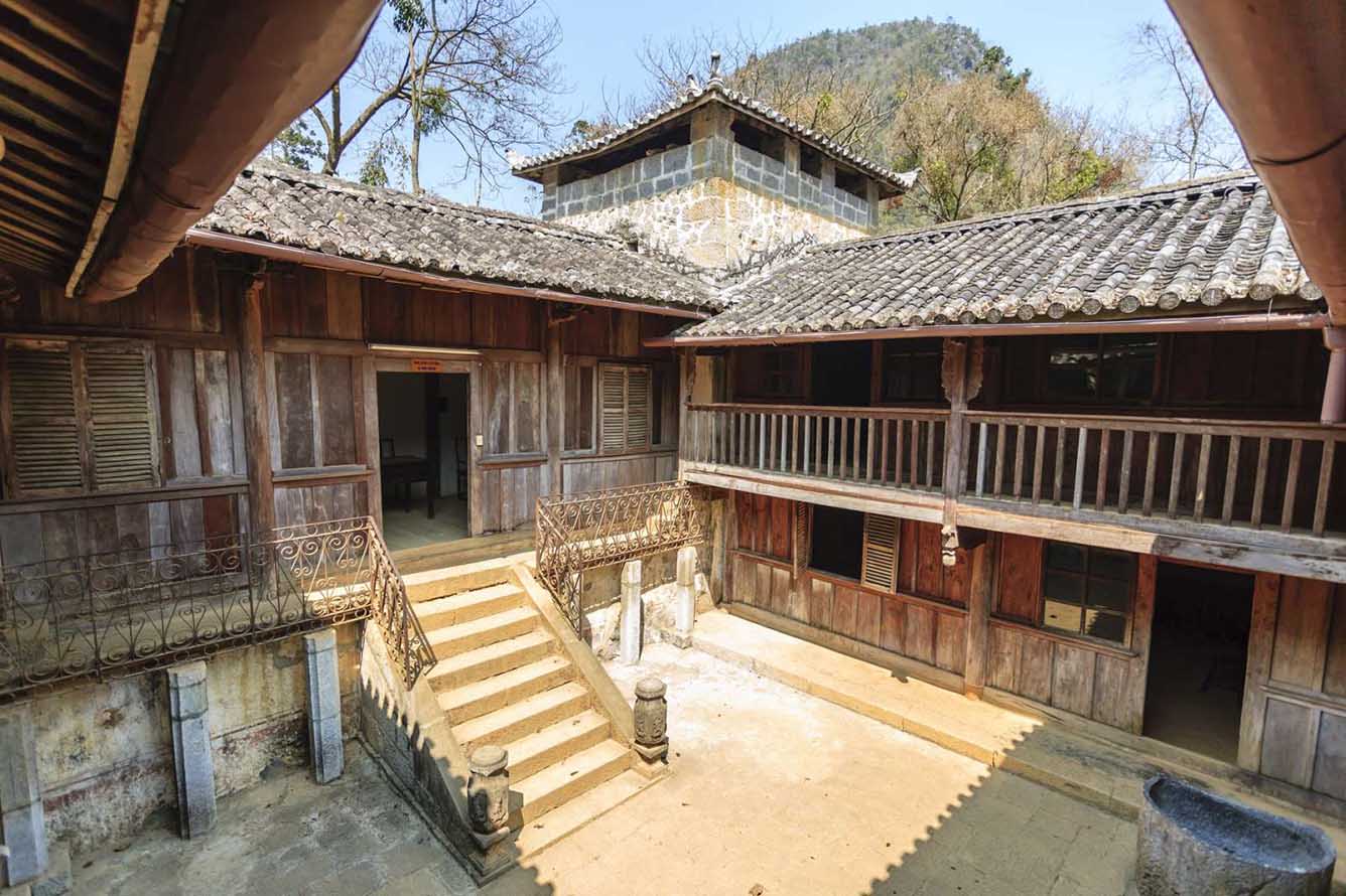 Giới Thiệu Đại Lộ Travel