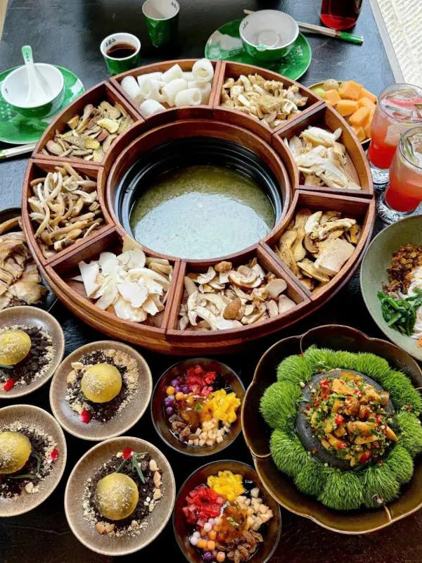 CÔN MINH - HÀ KHẨU - LÀO CAI 0 