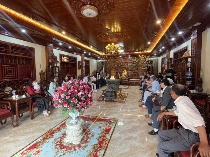 Thanh Hà – Chùa Thầy – Chùa Liên Trì – Đền Ứng Thiên (Ăn Trưa) 1 